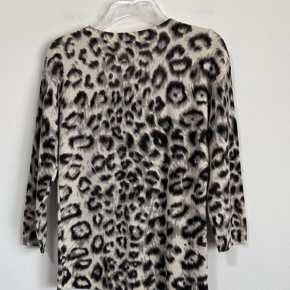 Talbots 100% Pure Cashmere Sweater XS Animal Print 3/4 Sleeve Pullover Crewneck - Picture 7 of 9